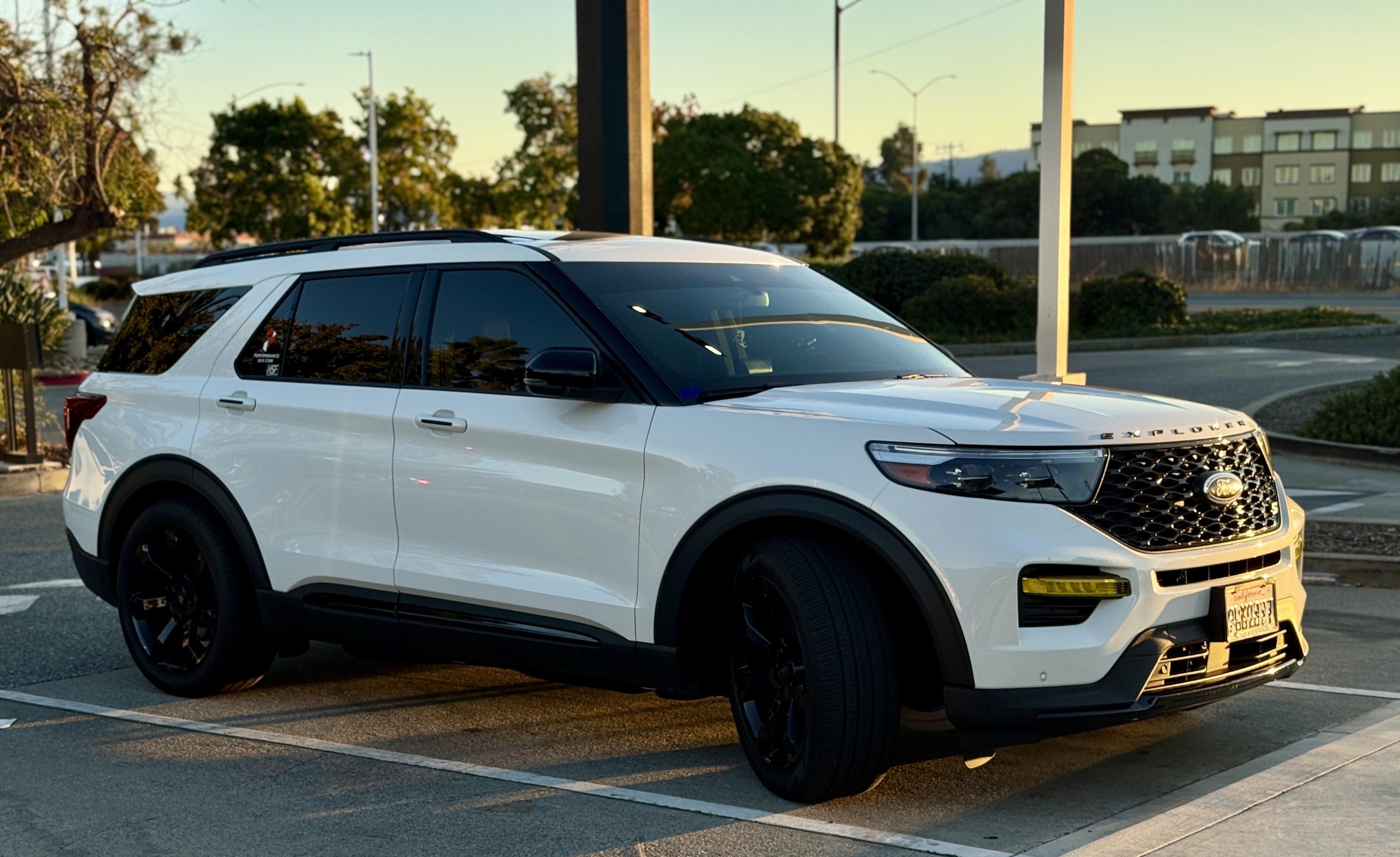 615 Syndicate golden hour